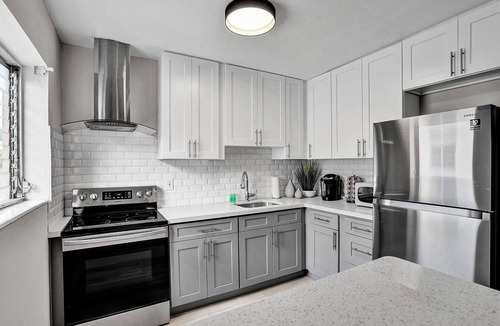West Avenue Apartment | Double 4BD/4BA South Beach Lincoln Casa W/Free Parking