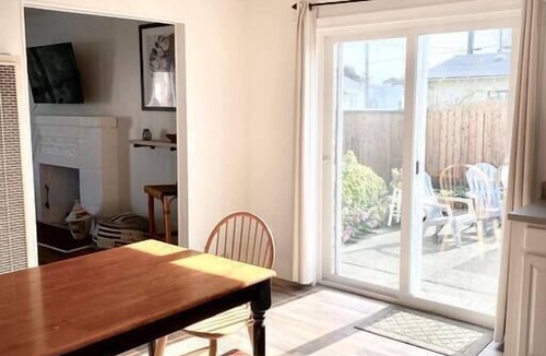 Arcata House | Downtown Arcata Garden Cottage