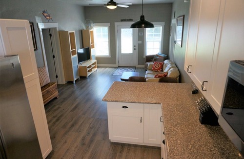 Fruita House | Downtown Fruita! Modern 3-BR home with master suite & locked bike storage