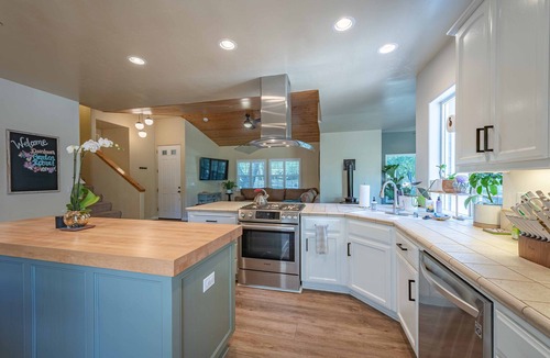 Templeton House | Downtown Home w/Hot Tub, Fire pit and Pet Friendly!