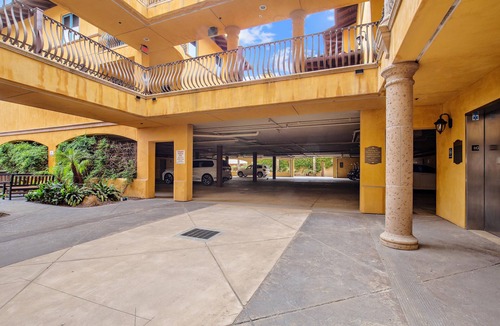Downtown Condo | Downtown Luxury Condo