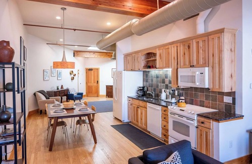Estes Park Condo | Downtown Luxury Loft- Enjoy the Mountains in the Heart of Downtown Estes Park
