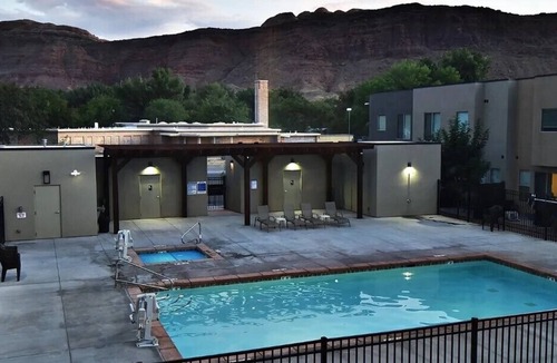 Moab House | Downtown Moab | Entrada | Pool Hot Tub | Near Arches