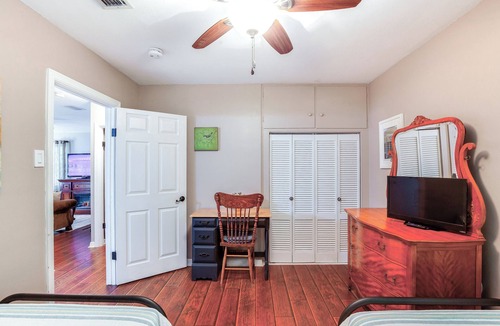 Mount Dora Cottage | Downtown Mount Dora Cottage: Walk to Everything!