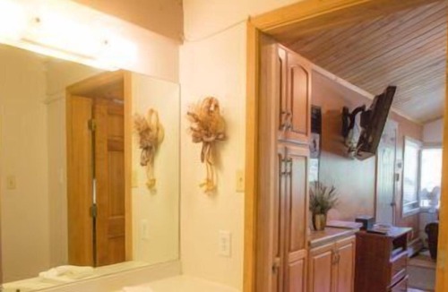 Glenwood Springs Condo | E9: Spacious and close to the action. Just steps away from the slopes, the outdoor grill, hot tub, and recreation room!