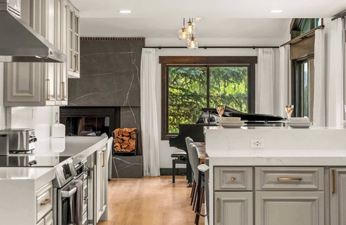 Eagle-Vail House | Eagle Vail Haven| Creekside + Hot Tub +Views