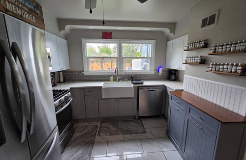 Broadmoor House | EAGLES NEST- 3 bedroom house