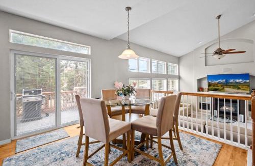 Aurora House | East Euclid in Denver CO