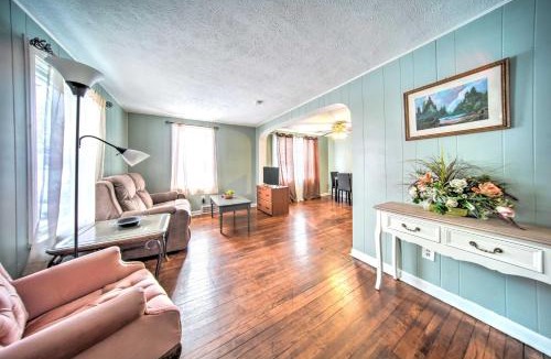 Eastlake House | Eastlake Home w/Patio < 1 Mi to Lake Erie!