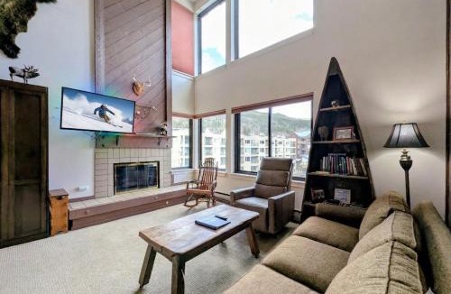 Lakeside Village House | Edgewater 1448 by SummitCove Lodging in Colorado