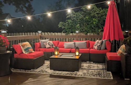 Detroit - Shoreway House | Edgewater house with AC in charming Cleveland's Historical District