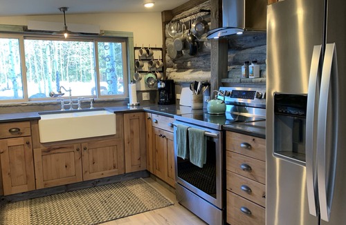 Eldora Cabin | Eldora Enchantment: Rustic Luxury Cabin - 10% off 3 + nights, offer ends 5/31