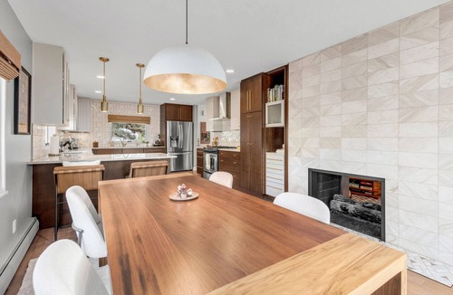 Old North Boulder House | Elegant Mid Century Modern Ranch - Walk to Pearl and Hiking! EV Charger on Site.
