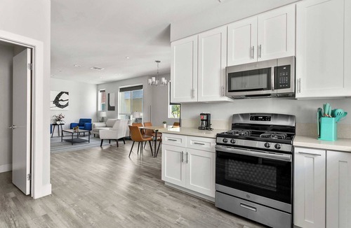 Mount Wilson House | Elegant Retreat on Tweedy Lane: Experience Luxury and Comfort Awaits You! #41853