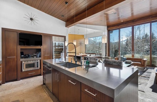 Aspen House | Elevated Ski Season Retreat in Aspen