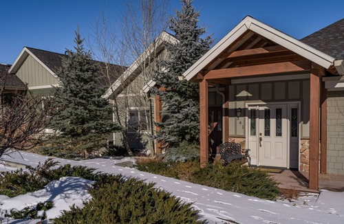 Estes Park House | Elite Property w/Million Dollar View + Hot Tub