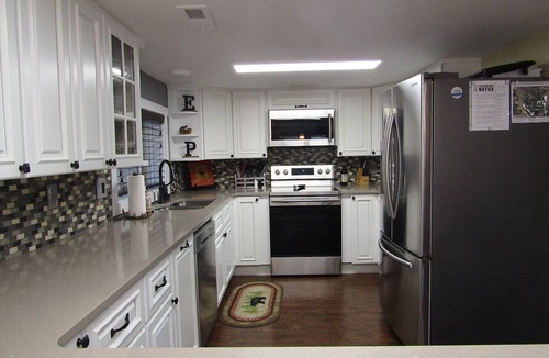 Estes Park House | "Elk Spring"- Dog-friendly w/HOT TUB and fenced backyard oasis!