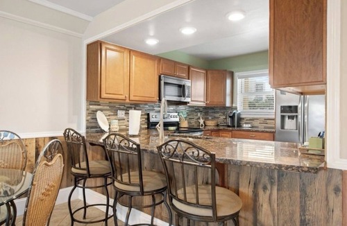 Fort Walton Beach Condo | Emerald Isle 107-On the Beach-Ground Floor