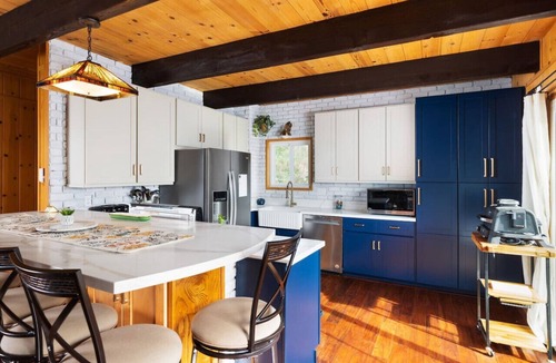 Lake Arrowhead House | Emerald Lake View Loft | FIFA Ready!