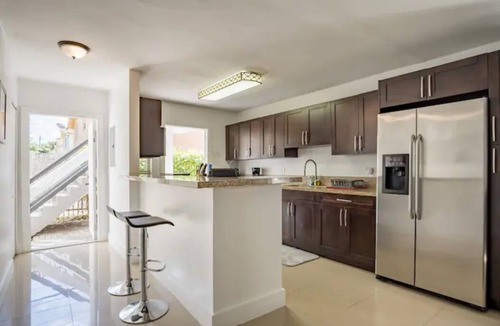 Riverside Park Apartment | Endless Summer Vacation Rental 3 Bedroom 2 Bath - Entire Apartment