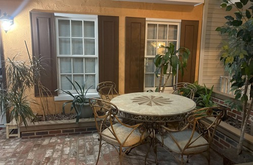 Lorain Apartment | Enjoyable 2-bedroom apartment with AC in Lorain