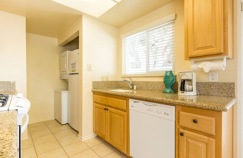 Oxnard Shores Hotel | Ensuring a Very Comfortable with a 2 Bedroom Condo! Kitchen, Free Parking!