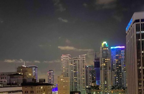 Downtown Miami Apartment | Entire Apt:Luxurious 5-star Downtown High Rise