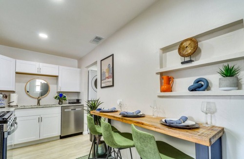 Near North Valley House | Entire Duplex | Hot Tubs + Fire Pit | Sleeps 12