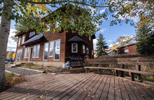 Mount Crested Butte House | Entire Mountain Home with Breathtaking Views!