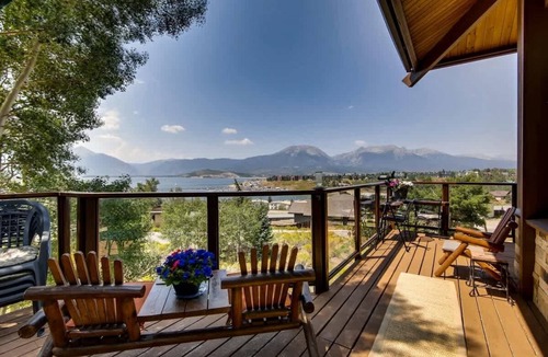 Dillon House | Epic Lake and Mountain Views!