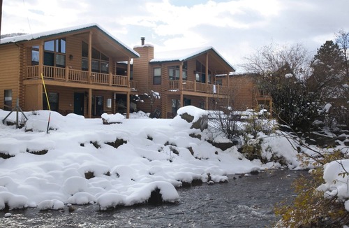Estes Park Resort | Estes Park is a small town with lots of love!
