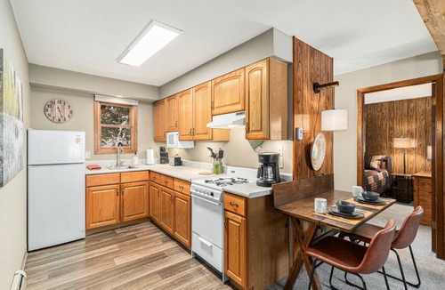 Estes Park Cabin | Evergreen Cabin B: Scenic River Views