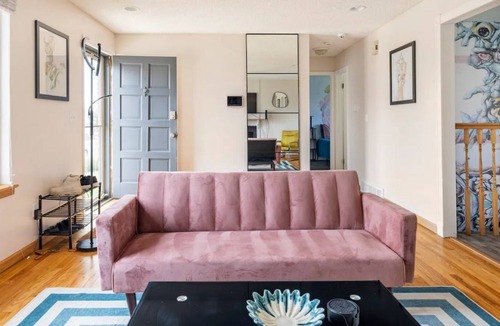 Lakewood House | Exclusive Stay Private Room 1: Adults Only + Near Red Rocks