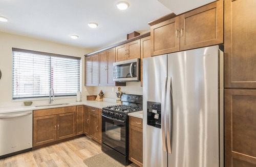 Little Italy Apartment | Executive Apartment Cleveland's Little Italy