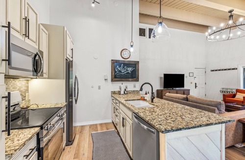Steamboat Springs House | Expansive Condo! Walk to the Slopes! Winter Shuttle! Heated Pool & Hot Tub!