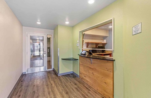 Mentor Hotel | Extended Stay America Select Suites - Cleveland - Mentor