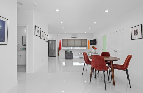 Westminster House | Fabulous new build 3-bedroom house near Disneyland and Solcal beaches