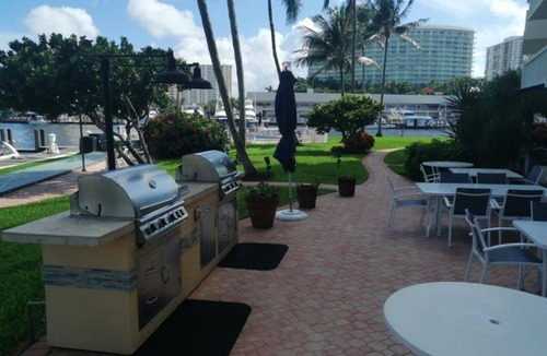 Harbor Village Condo | Fabulous top floor with two king-sized bedrooms in best Pompano Beach location