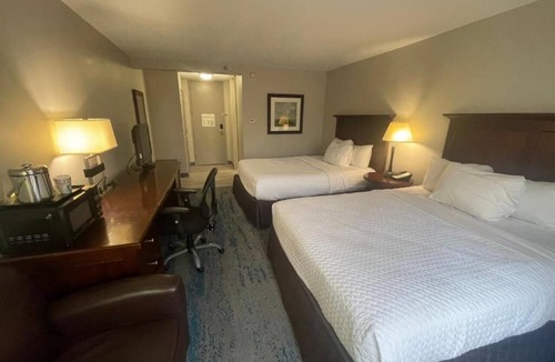 Independence Hotel | FairBridge Inn & Suites Independence