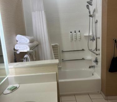Cambridge Hotel | Fairfield by Marriott Cambridge