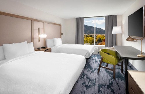 Keewayden Hotel | Fairfield Inn & Suites Boulder