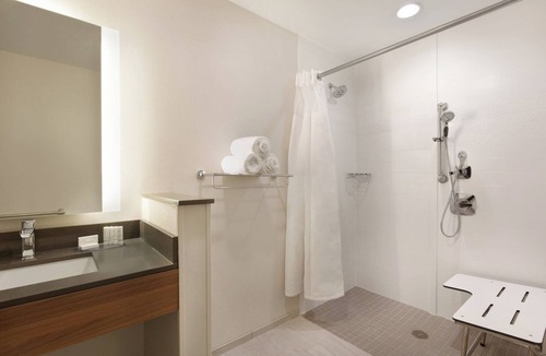 Longmont Hotel | Fairfield Inn & Suites by Marriott Boulder Longmont