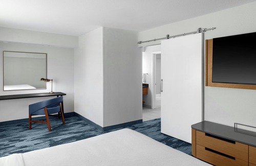 San Carlos Hotel | Fairfield Inn & Suites by Marriott San Francisco San Carlos