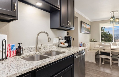 Estes Park House | Fairways & 14ers - Your Estes Park Escape Awaits