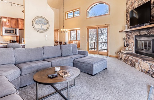 Steamboat Springs House | Family & Dog Friendly! Private Hot Tub, Wood Fireplace | Near Free Bus & Base, Garage, W/D in Unit