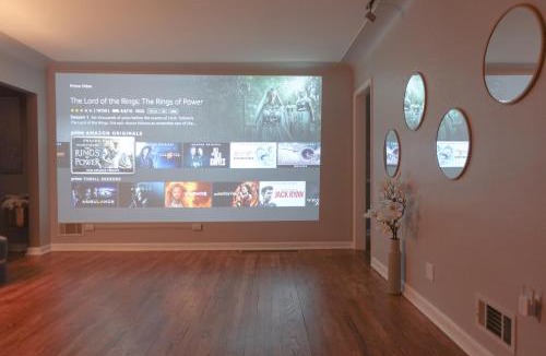 Cory House | Family-Friendly Retreat 30-Night Minimal