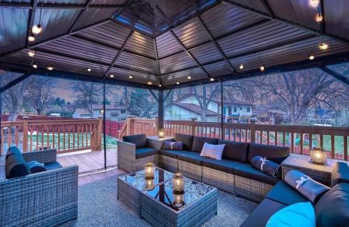 Lamar Heights Area House | Family Friendly Retreat w Game Room & Yard