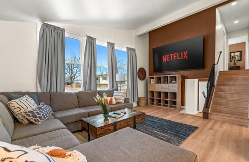 Lamar Heights Area House | Family Friendly Retreat with Game Room Huge Yard