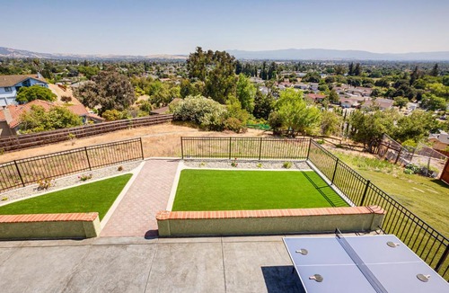 East San Jose House | Family-Friendly San Jose Base Near Levi’s Stadium!