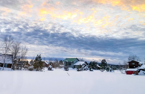 Pagosa Highlands House | Family-friendly home with firepit, deck, grill, fireplace, lake & mountain views